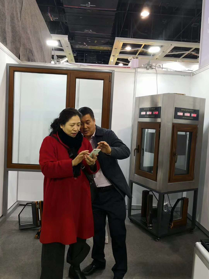 鞍山市天乙门窗无限公司参展2018中国国际沈阳门窗幕墙博览会(图4)